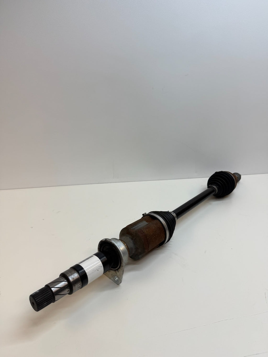 2016-20 Tesla Model S Front Right Axle Shaft Assembly RH Passenger 1030632-00-A
