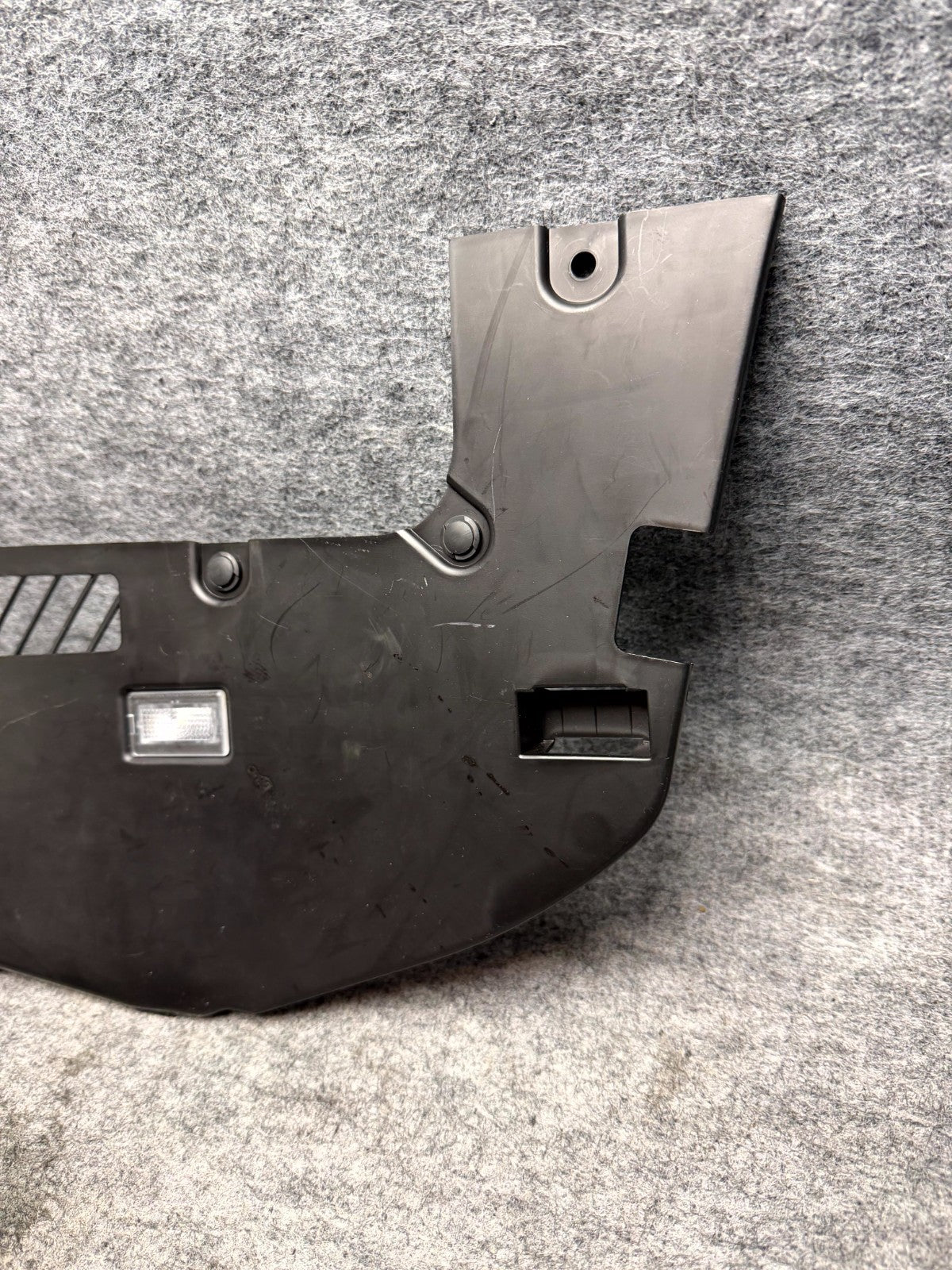 ♦️17-23 TESLA MODEL 3 FRONT RIGHT SIDE UNDER DASH COVER TRIM OEM, 110055300-F
