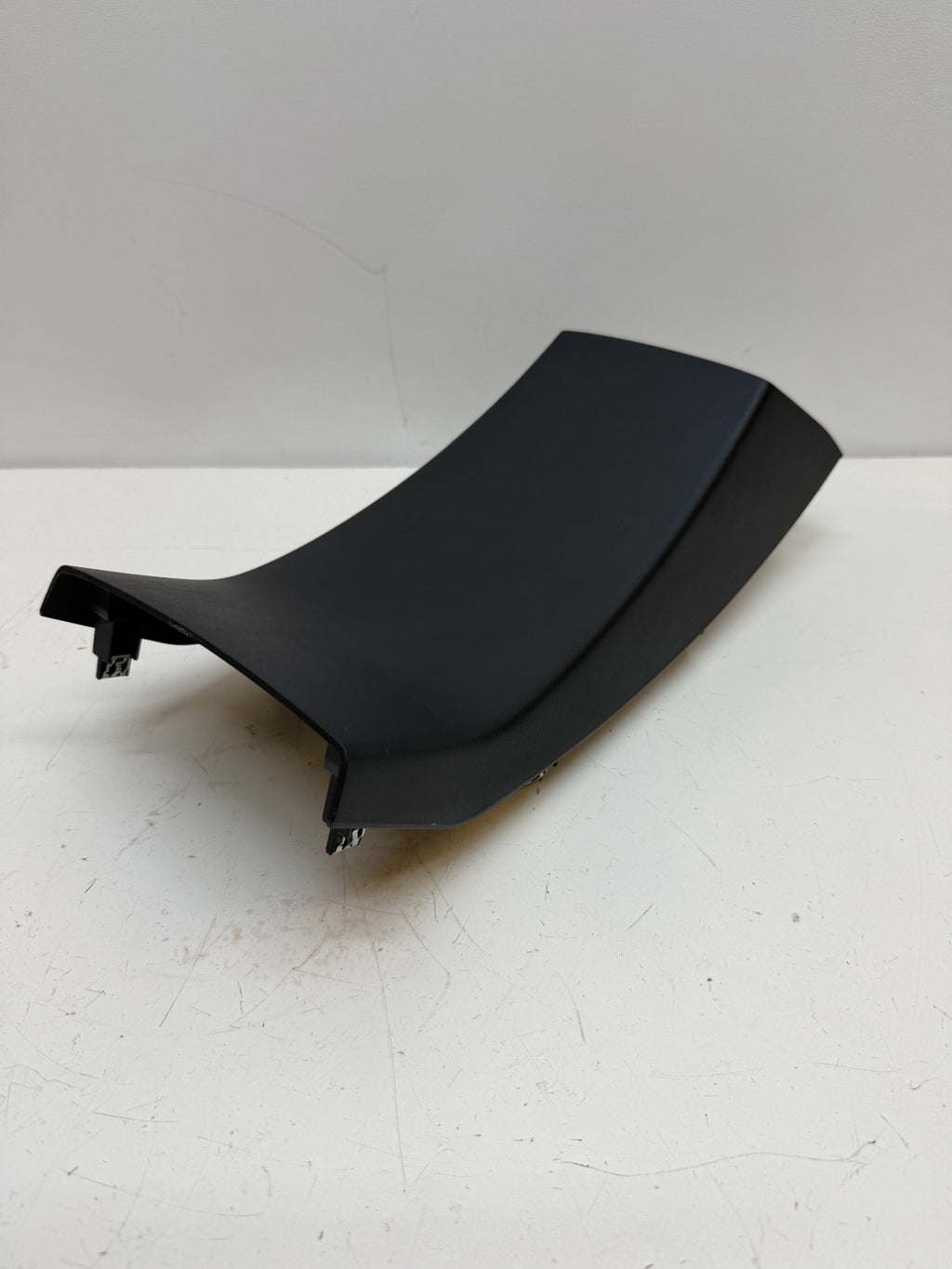 2016-2020 TESLA MODEL S CENTER CONSOLE REAR BACK TRIM COVER PANEL 1064504-00-A