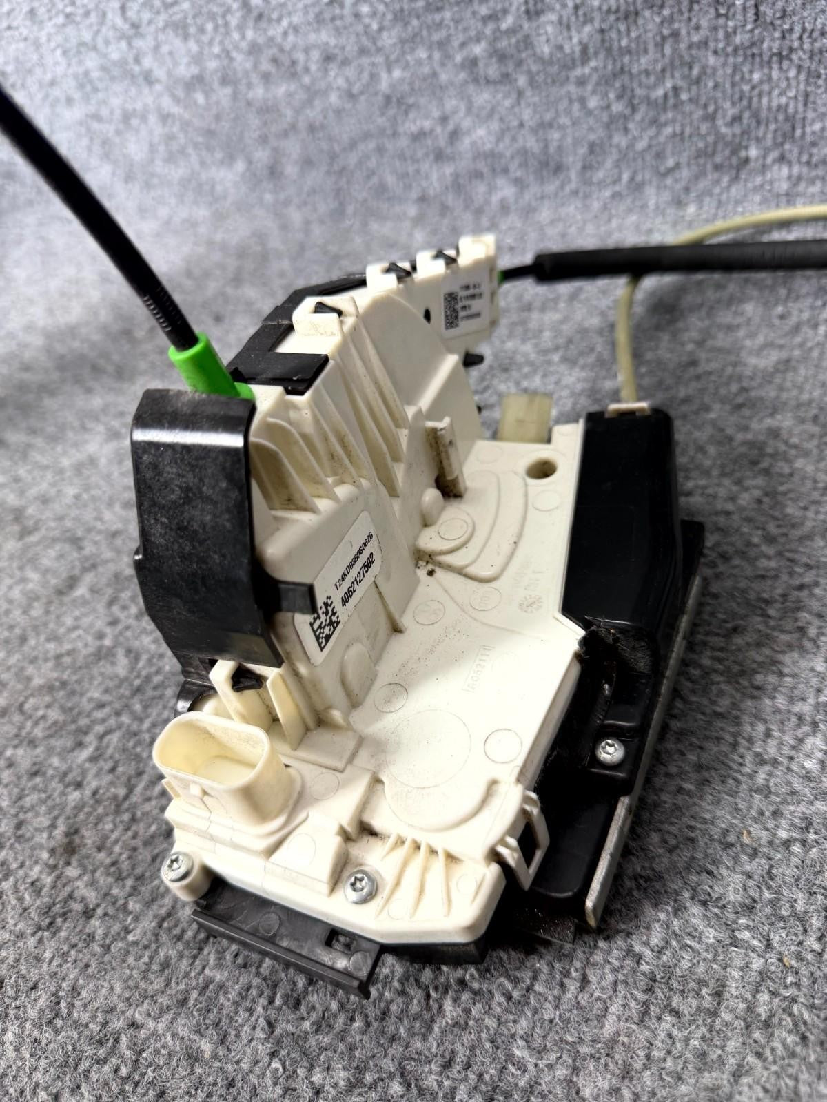 2016-2020 Tesla Model X Front Right Door Lock Latch Actuator OEM, 1112064-00-B