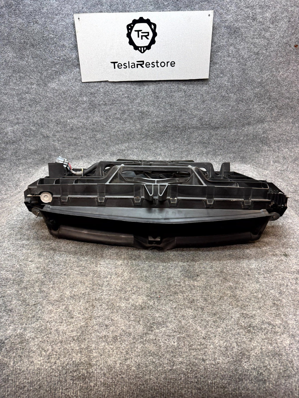 2017 – 2023 TESLA MODEL 3 COOLING RADIATOR W/ GRILLE SHUTTER OEM, 1103545-00-A