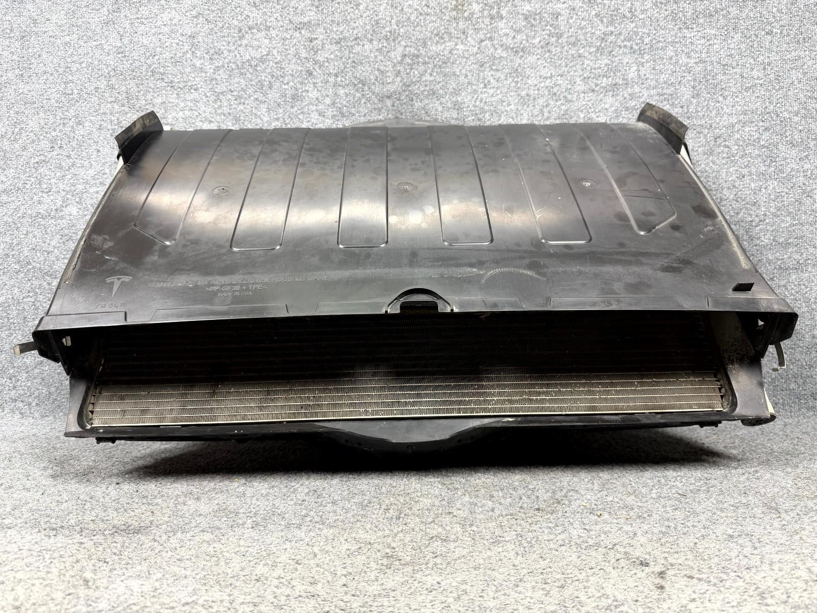 ♦️2016-2020 Tesla Model X Radiator Cooling Fan Shroud Assembly OEM, 1031401-00-G