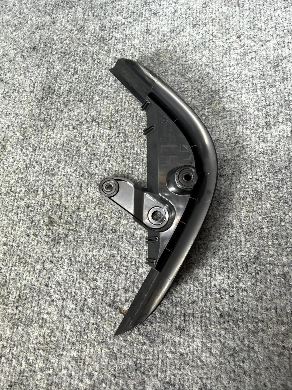 2016-2020 Tesla Model X Rear Left Side Door Seal Lower Trim OEM, 1473351-00-B