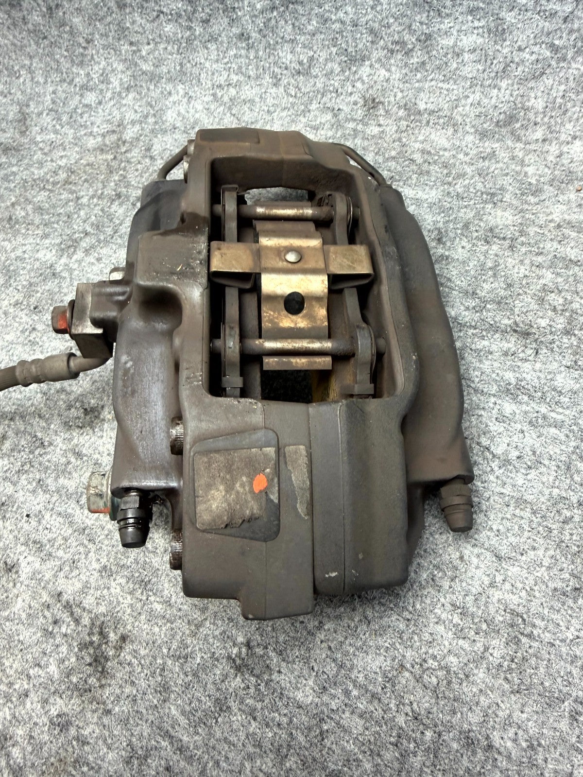 ♦️2012-2020 TESLA MODEL S REAR LEFT SIDE BRAKE CALLIPER BREMBO OEM, 1021252-00-F