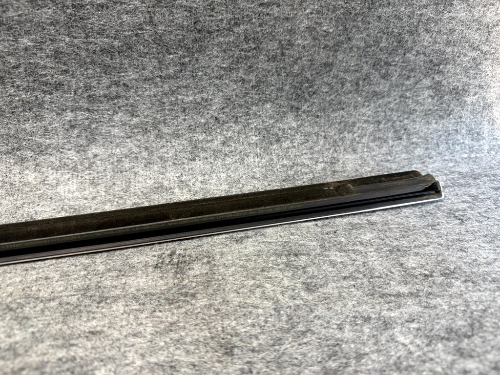 ♦️17–23 TESLA MODEL 3 REAR LEFT SIDE DOOR MOLDING TRIM STRIP OEM, 1080745-01-J