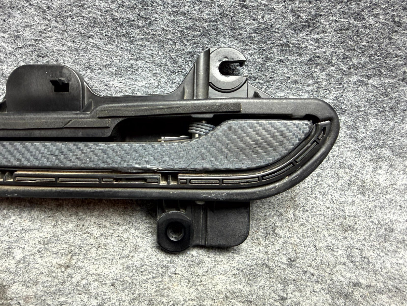 ♦️2017 - 2023 TESLA MODEL 3 LEFT SIDE EXTERIOR DOOR HANDLE OEM, 1081831-00-H