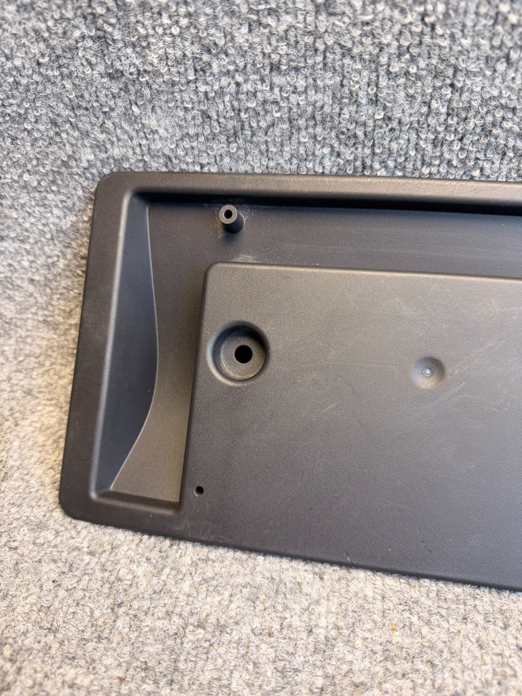 2017-2025 TESLA MODEL 3 LICENSE PLATE BRACKET  FRONT 1694547-00-B