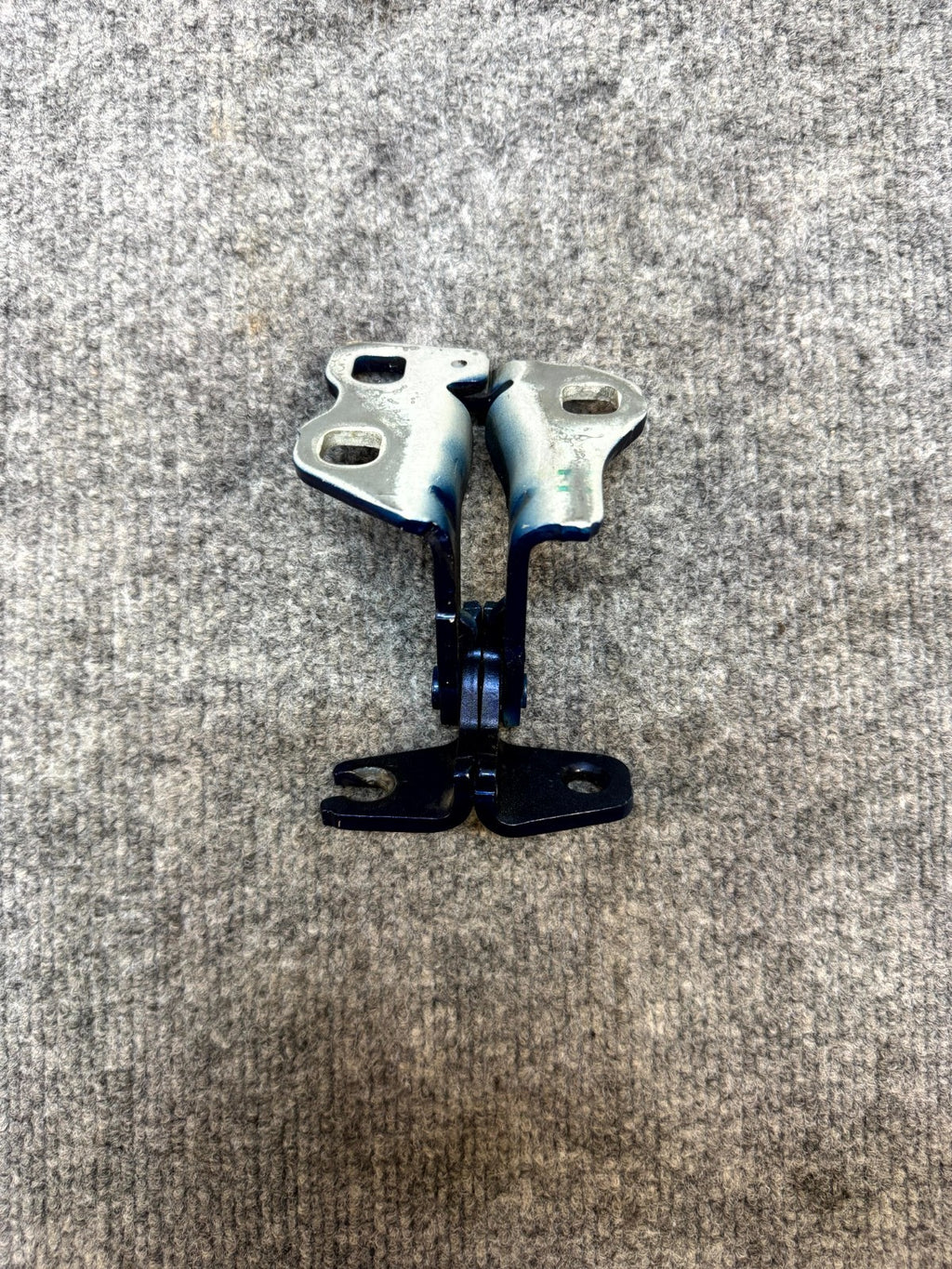 2017 - 2023 TESLA MODEL 3 FRONT LEFT / RIGHT SIDE UPPER DOOR HINGE OEM