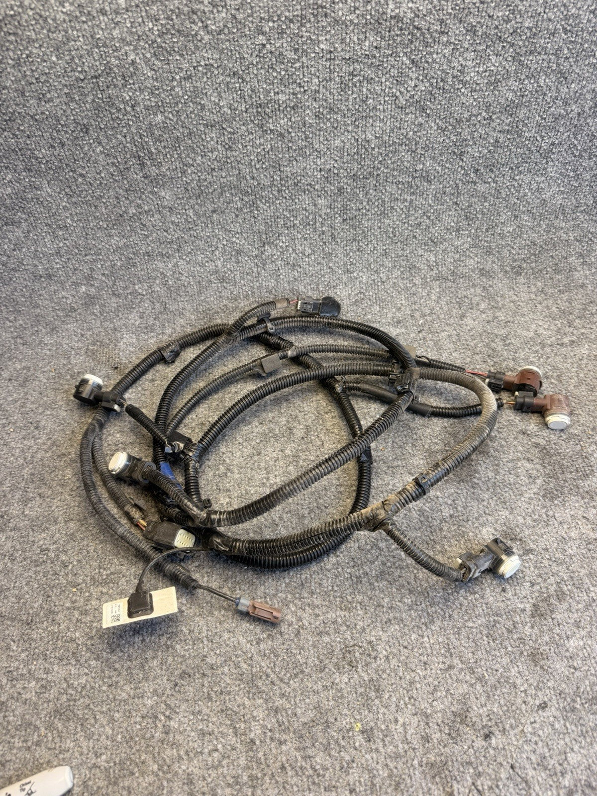16-20 TESLA MODEL X REAR BUMPER PARKING ASSIST SENSOR WIRE HARNESS AND SENSORS