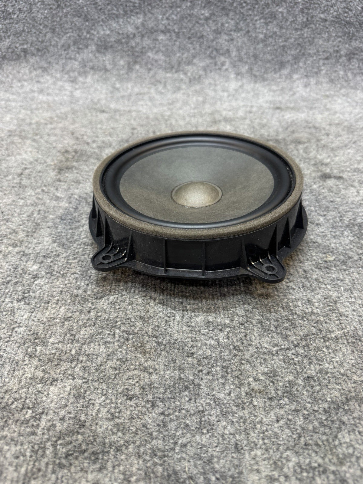 2017-2023 TESLA MODEL Y/3 LEFT FRONT AUDIO SPEAKER 200MM 1079744-00-E OEM