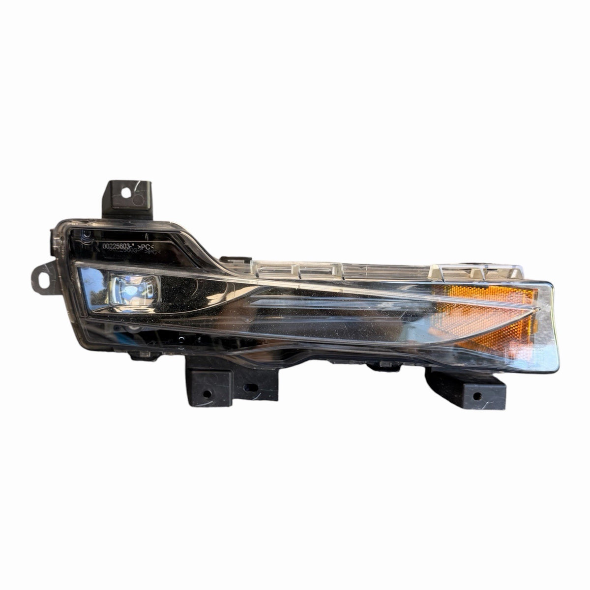 2017-2023 Tesla Model 3 Front Right Fog Light Fascia Lamp 1507931-00-C OEM