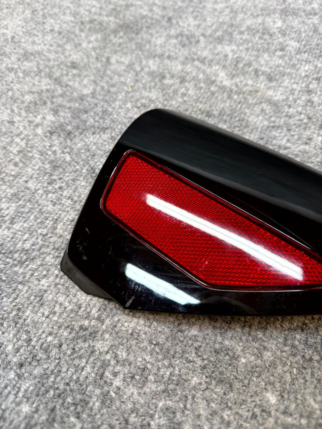 2017-2024 TESLA MODEL 3 Y REAR RIGHT CHARGE PORT DOOR REFLECTOR OEM 1518783-10-B