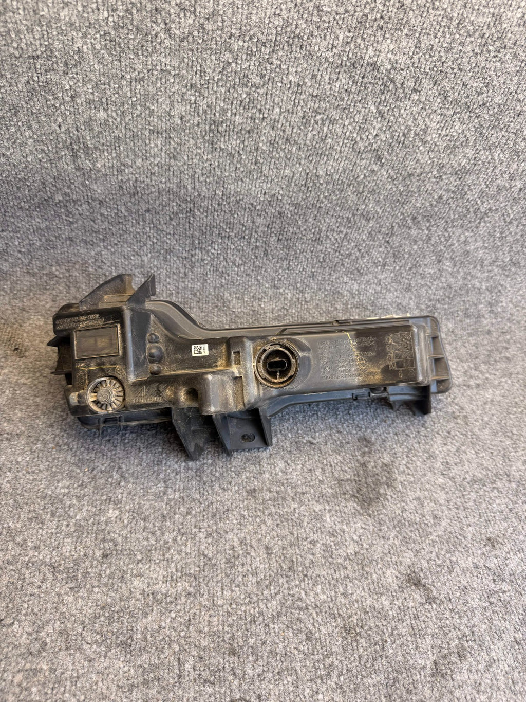 2017-2023 TESLA MODEL 3 LEFT DRIVER SIDE LED FOG LIGHT LAMP P1077391-00-F