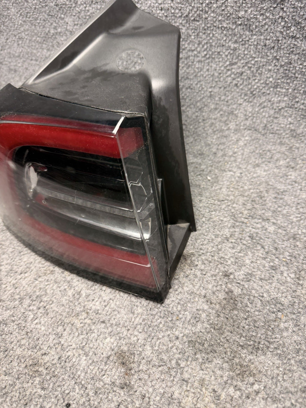 2020-2024 Tesla Model Y Right Passenger Side Taillight Quarter Mounted 3 Pin OEM