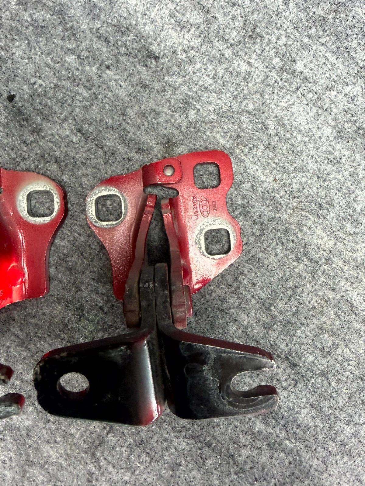 ♦️2017 - 2023 TESLA MODEL 3 FRONT RIGHT & LEFT DOOR HINGE SET OEM, A048571