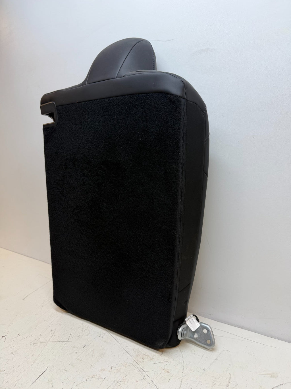 2017-2023 TESLA MODEL 3 RIGHT UPPER REAR BACK SEAT BLACK 1452806-98-A