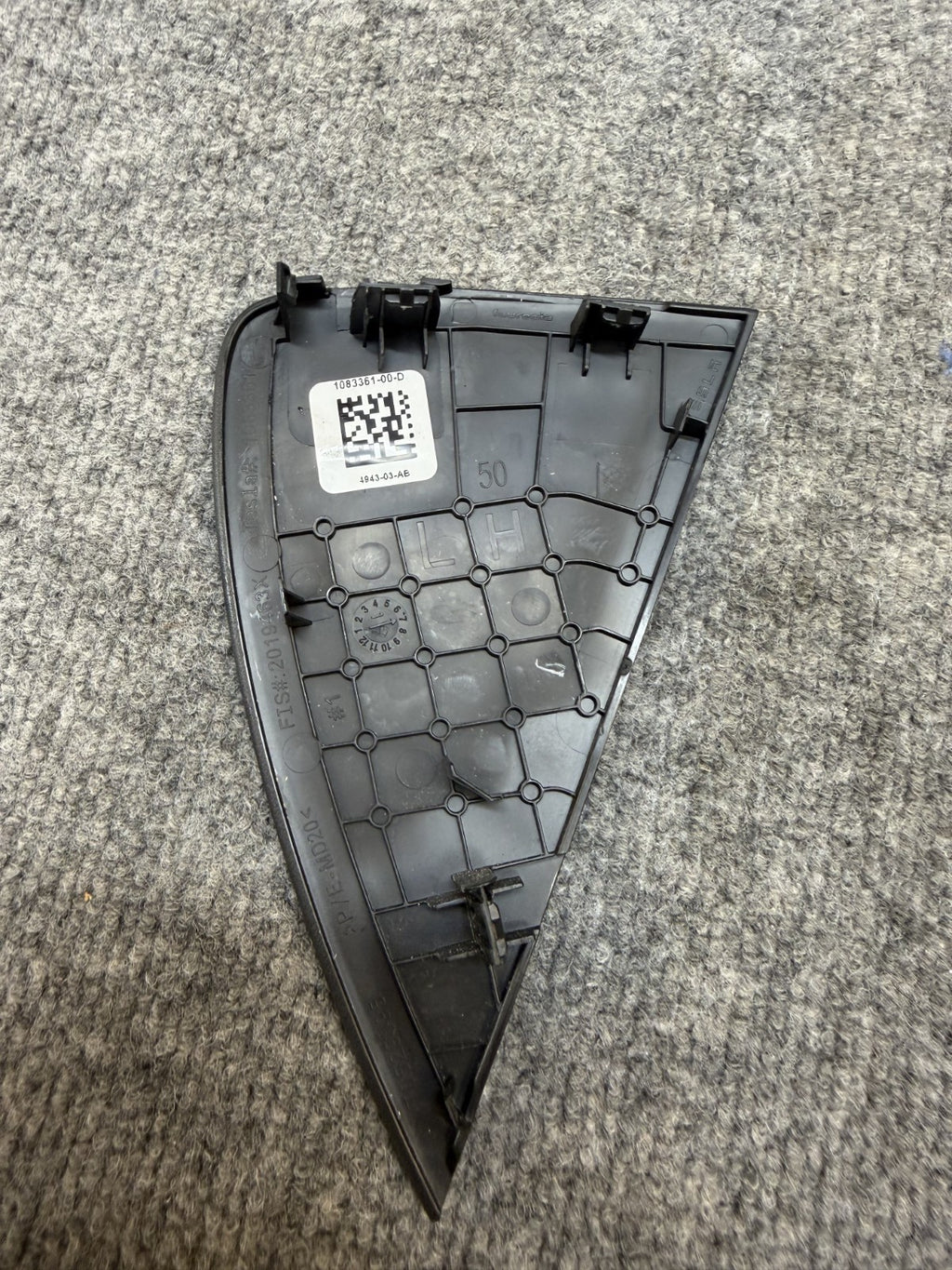 2017-2024 TESLA MODEL 3/Y DASHBOARD LEFT END CAP COVER TRIM OEM, 1083361-00-D