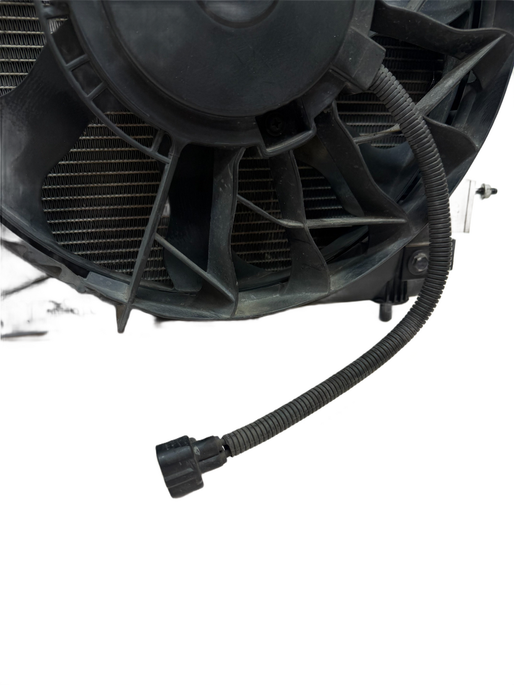 2012-2020 TESLA MODEL S LEFT COOLING FAN SHROUD W/ CONDENCER 6007352-00-F