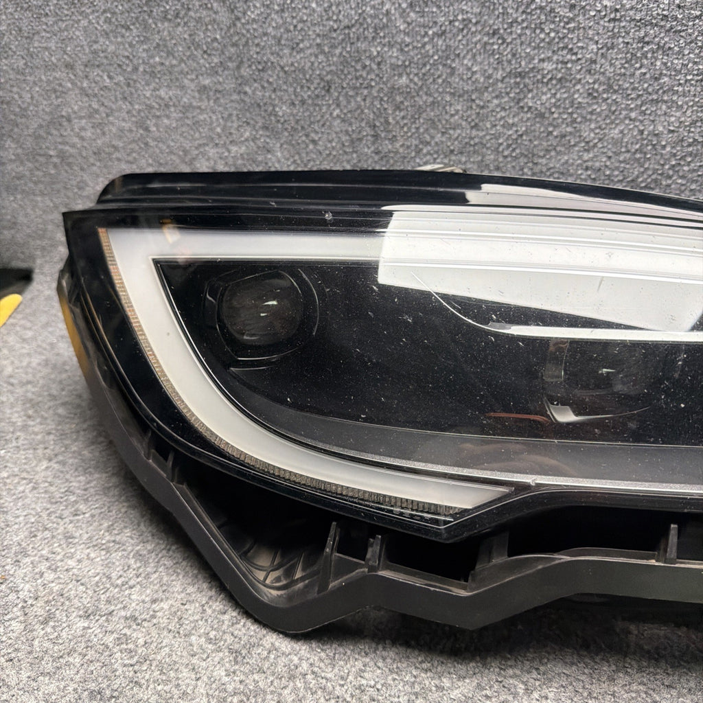 2022-2025 TESLA MODEL S RIGHT HEADLIGHT BLACK Projector LED 1563714-00-F OEM