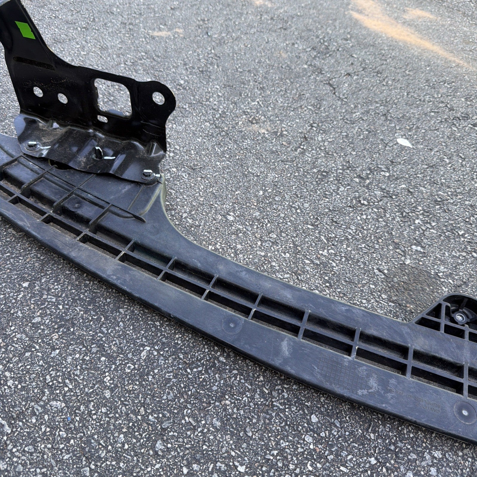 2025-2026 Tesla Model Y Front Bumper Reinforcement Ankle Catcher 1949866-00-C