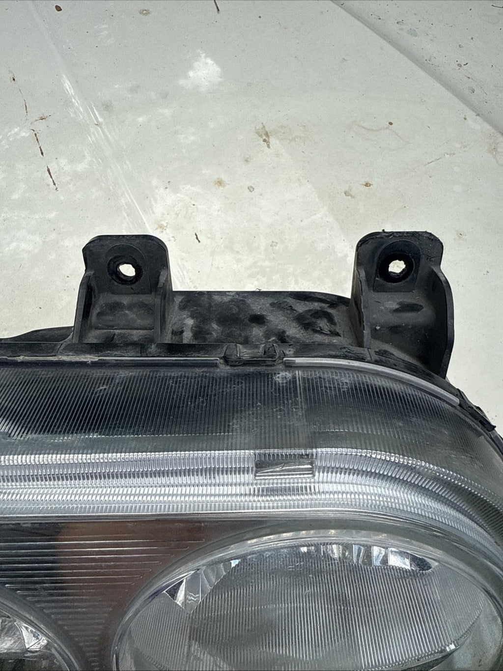 ♦️08-14 DODGE CHALLENGER LEFT SIDE HEADLIGHT HEADLAMP HALOGEN OEM, 05028777AA