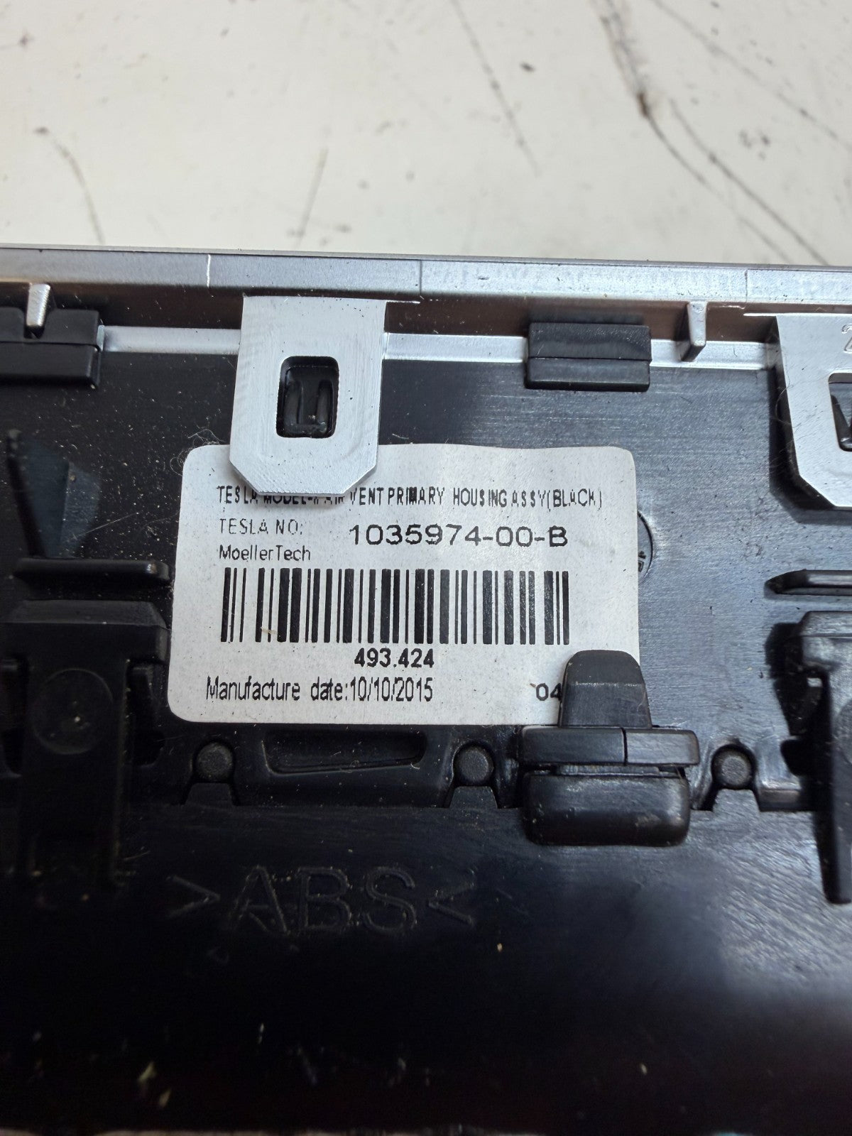 2016-2020 TESLA MODEL X LEFT DRIVER LOWER B PILLAR TRIM PANEL COVER AIR VENT OEM