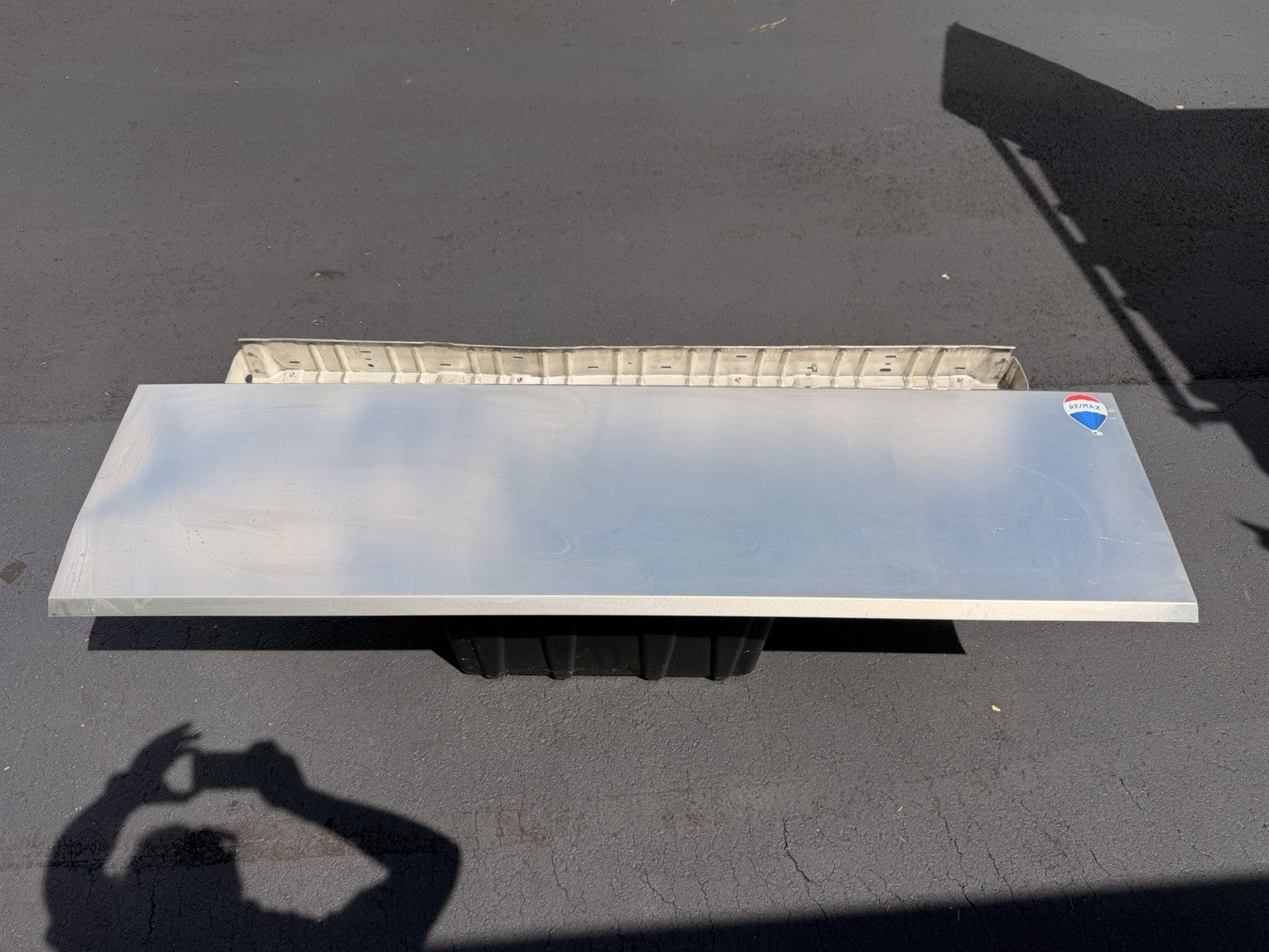 2024-2026 Tesla Cybertruck Rear Tailgate Panel Door 1812358-00-A trunk lid OEM