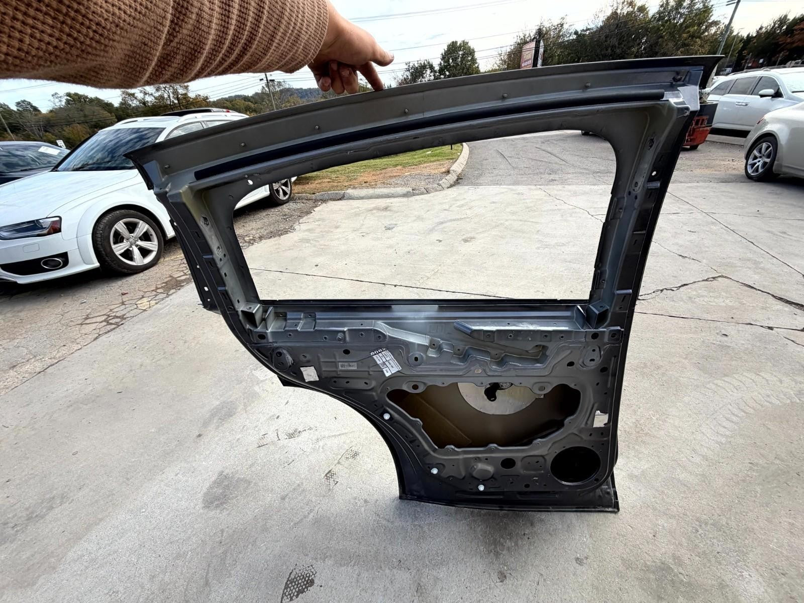 2016-2020 Tesla Model X Rear Left Side Falcon Door Shell Panel OEM, 1028790-00-k
