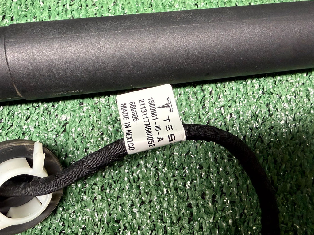 ♦️20-24 TESLA MODEL Y REAR LEFT & RIGHT TRUNK SHOCK STRUT OEM, 1500602-00-A