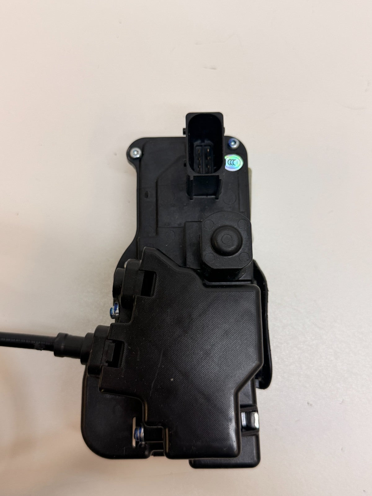 12-20 Model S Rear Passenger Side Door Lock Latch Actuator Right 6008914-00-D