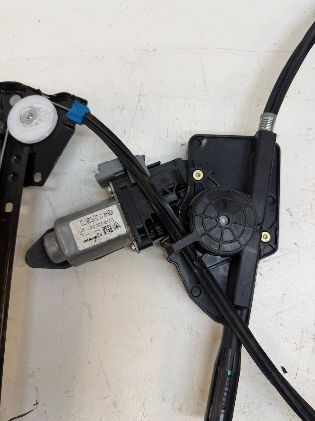 2012-2021 Tesla Model S REAR LEFT Window Regulator Assembly 6006334-00-L