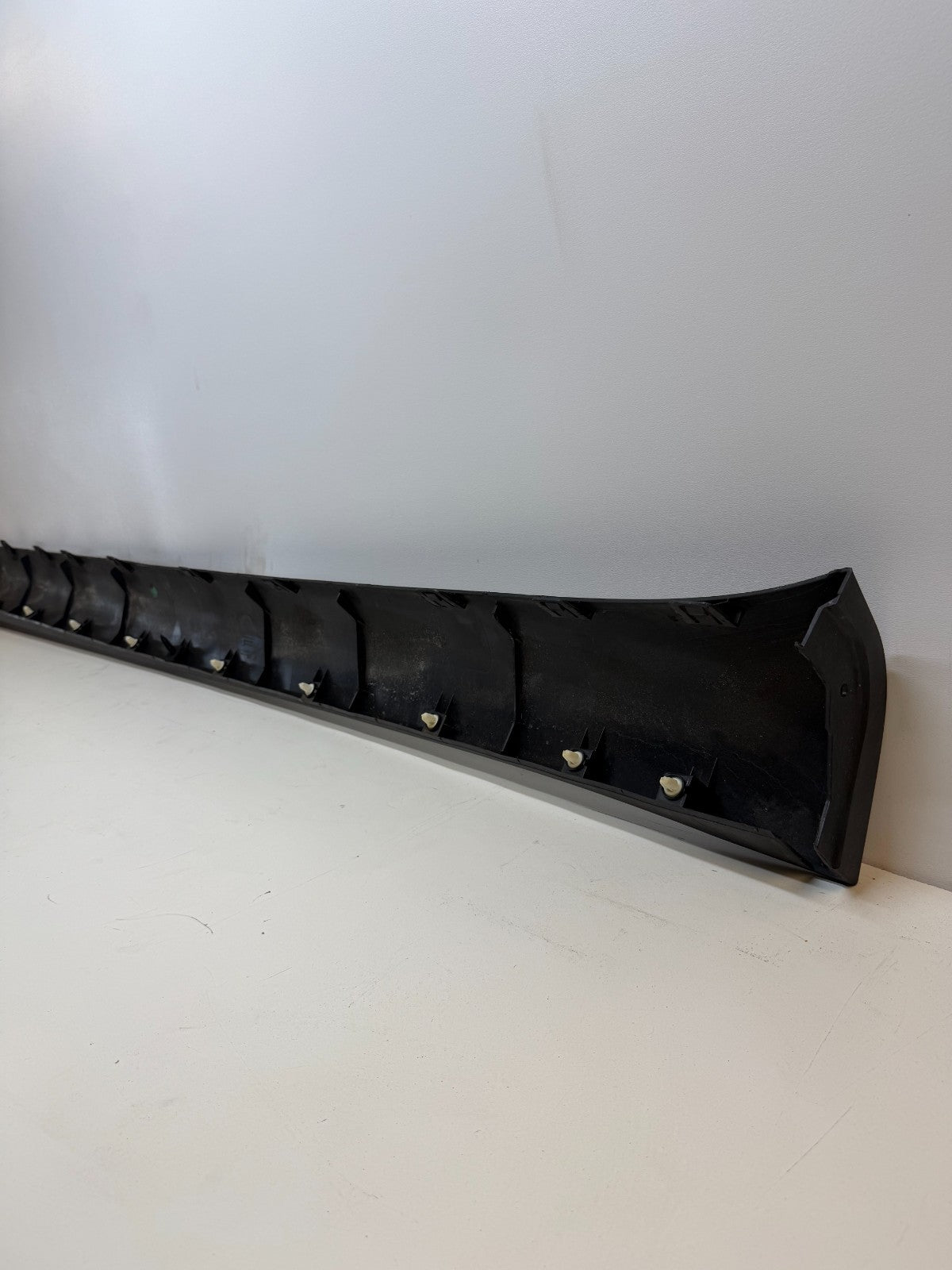 2020 - 2024 Tesla Model Y Left Side Sill Rocker Panel Molding 1497740-00-C