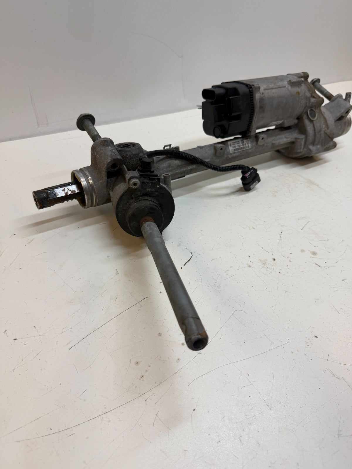 2012-2016 Tesla Model S Power Steering Gear Rack And Pinion GJ32-3504-BA