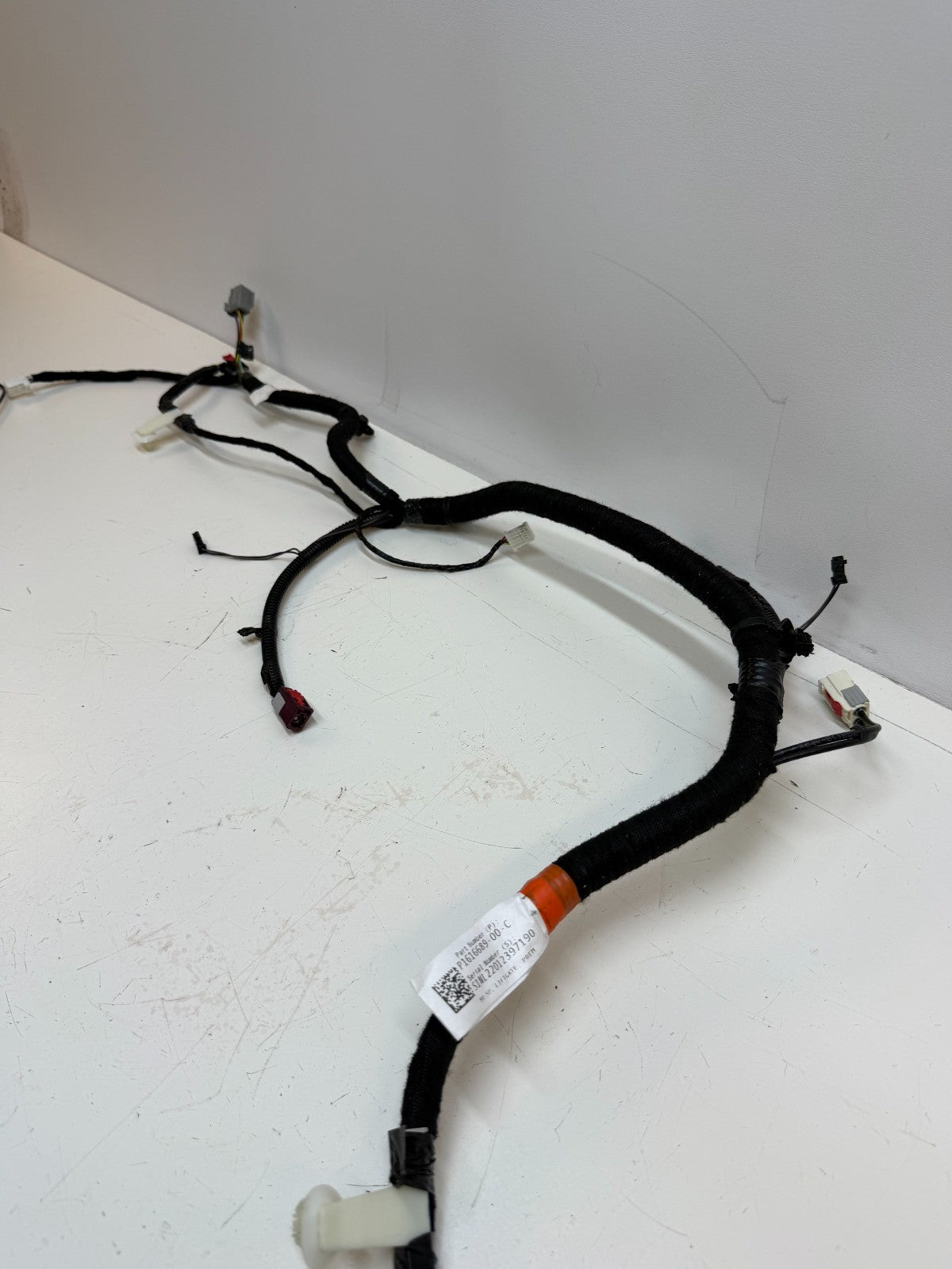 20-24 Tesla Model Y Rear Liftgate Trunk Wiring Harness & Connector 1616689-00-C
