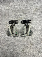 ♦️2017 – 2023 TESLA MODEL 3 FRONT LEFT DRIVER SIDE DOOR HINGE SET OEM, A046571