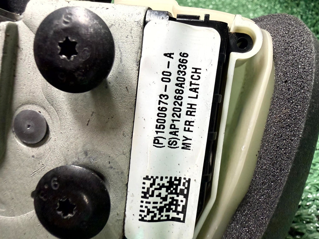 ♦️20-23 TESLA MODEL Y FRONT RIGHT SIDE DOOR LOCK LATCH ACTUATOR OEM, 150067300A
