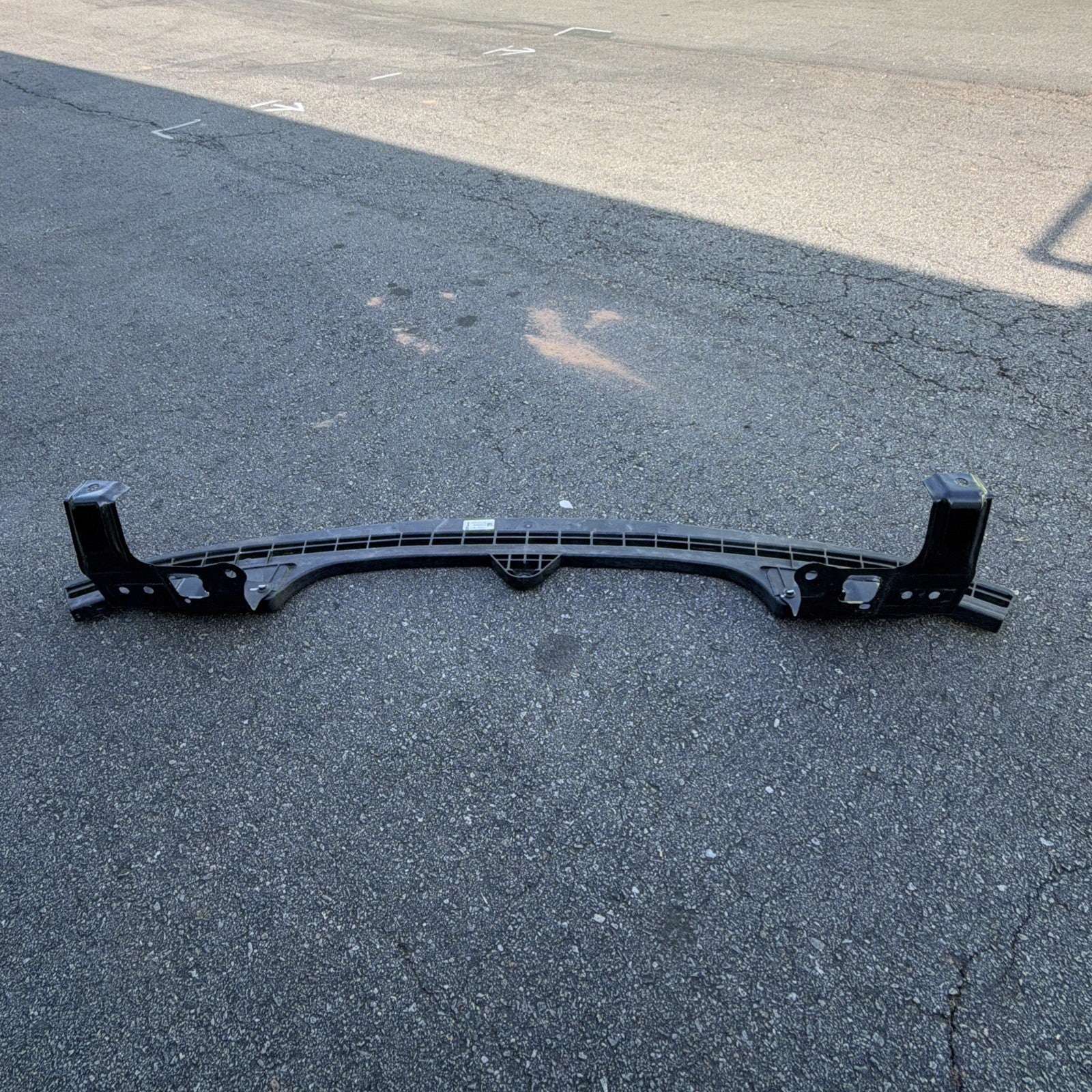 2025-2026 Tesla Model Y Front Bumper Reinforcement Ankle Catcher 1949866-00-C