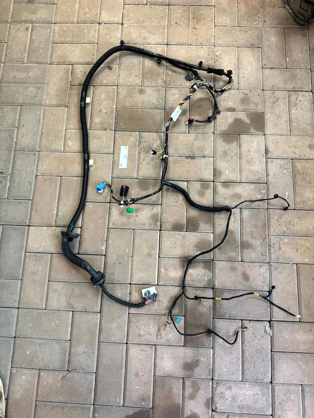 20-24 TESLA MODEL Y FRONT RIGHT SIDE DOOR WIRE WIRING HARNESS OEM, 1489052-00-F