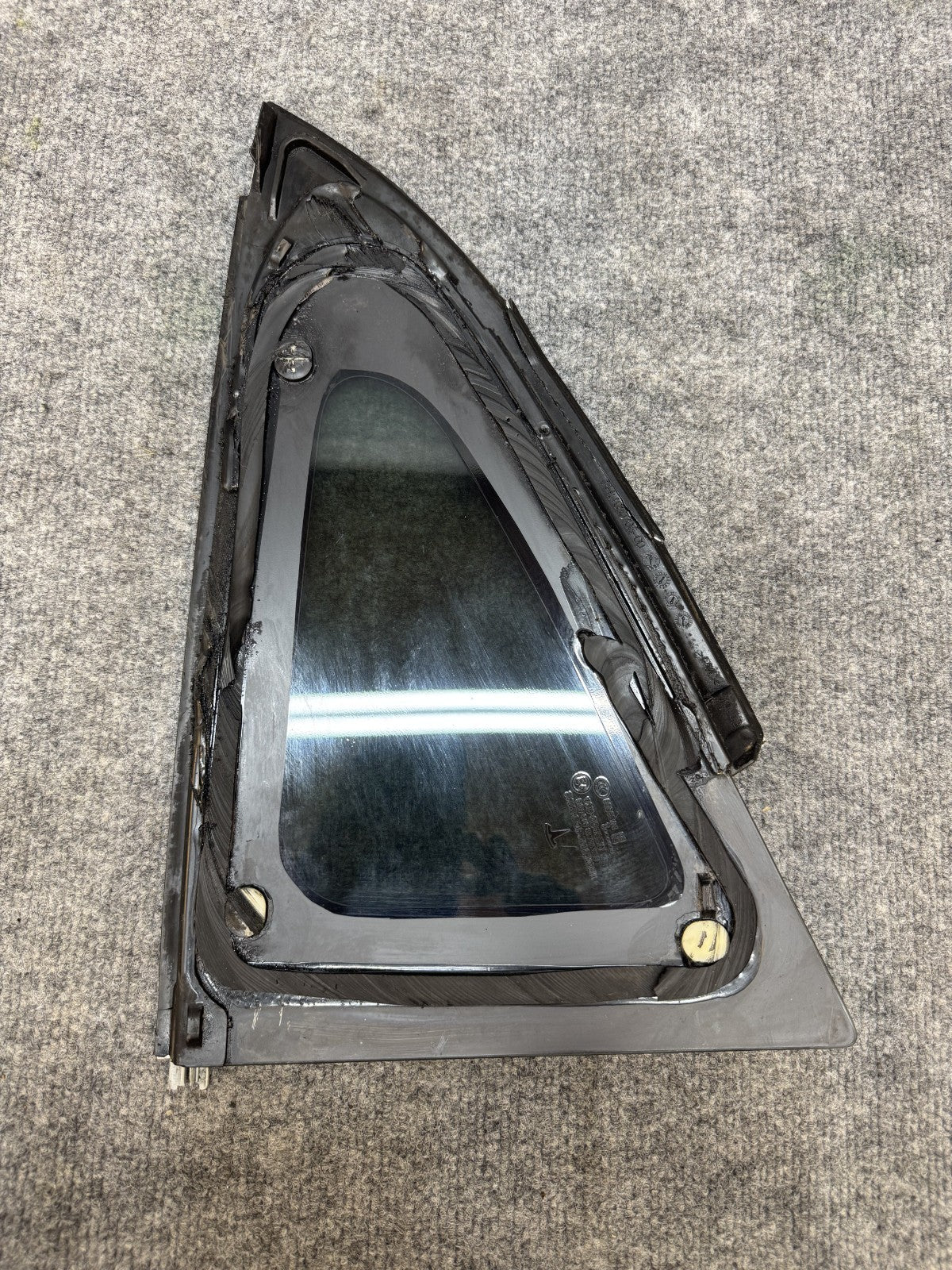 2017 - 2023 TESLA MODEL 3 REAR RIGHT SIDE WINDOW QUARTER GLASS OEM, 43R-004529