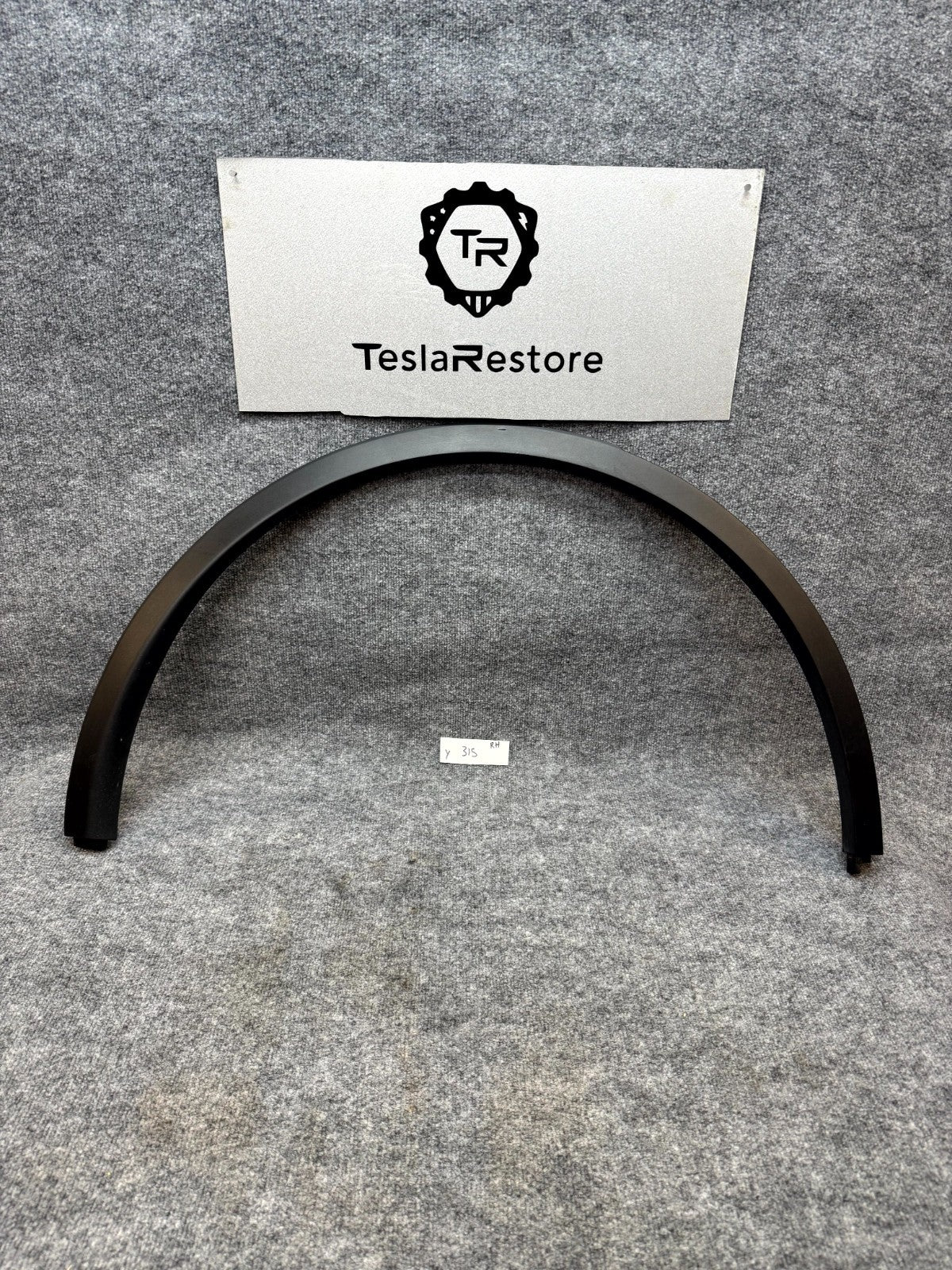 2020 - 2024 TESLA MODEL Y REAR RIGHT SIDE WHEEL FLARE MOLDING OEM, 1494164-00-C