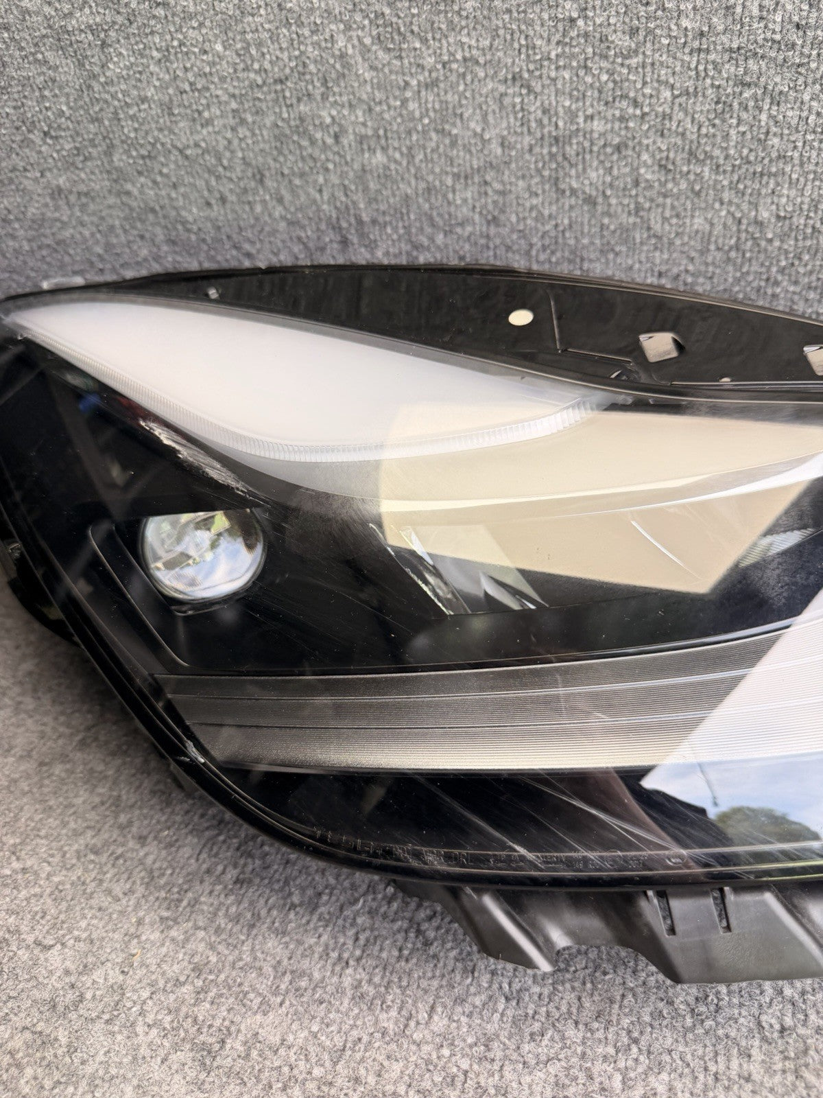 OEM Tesla 2021-2023 Model 3 2020-2024 Model Y Right LED Headlight 1514953-00-E