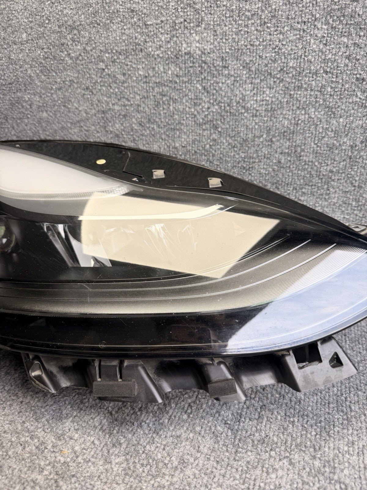 2021 - 2023 TESLA MODEL 3 FRONT RIGHT HEADLIGHT LED LIGHT LAMP OEM 1514953-00-D