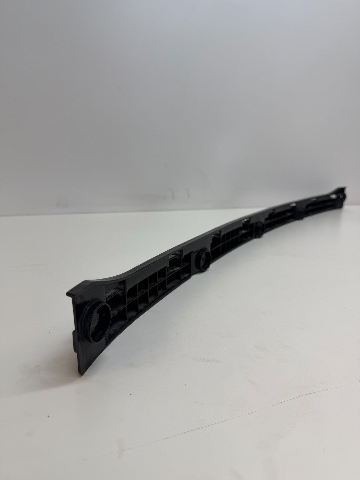 2012-2022 Tesla Model S Rear Bumper Center Support Bracket 6007724-00-E
