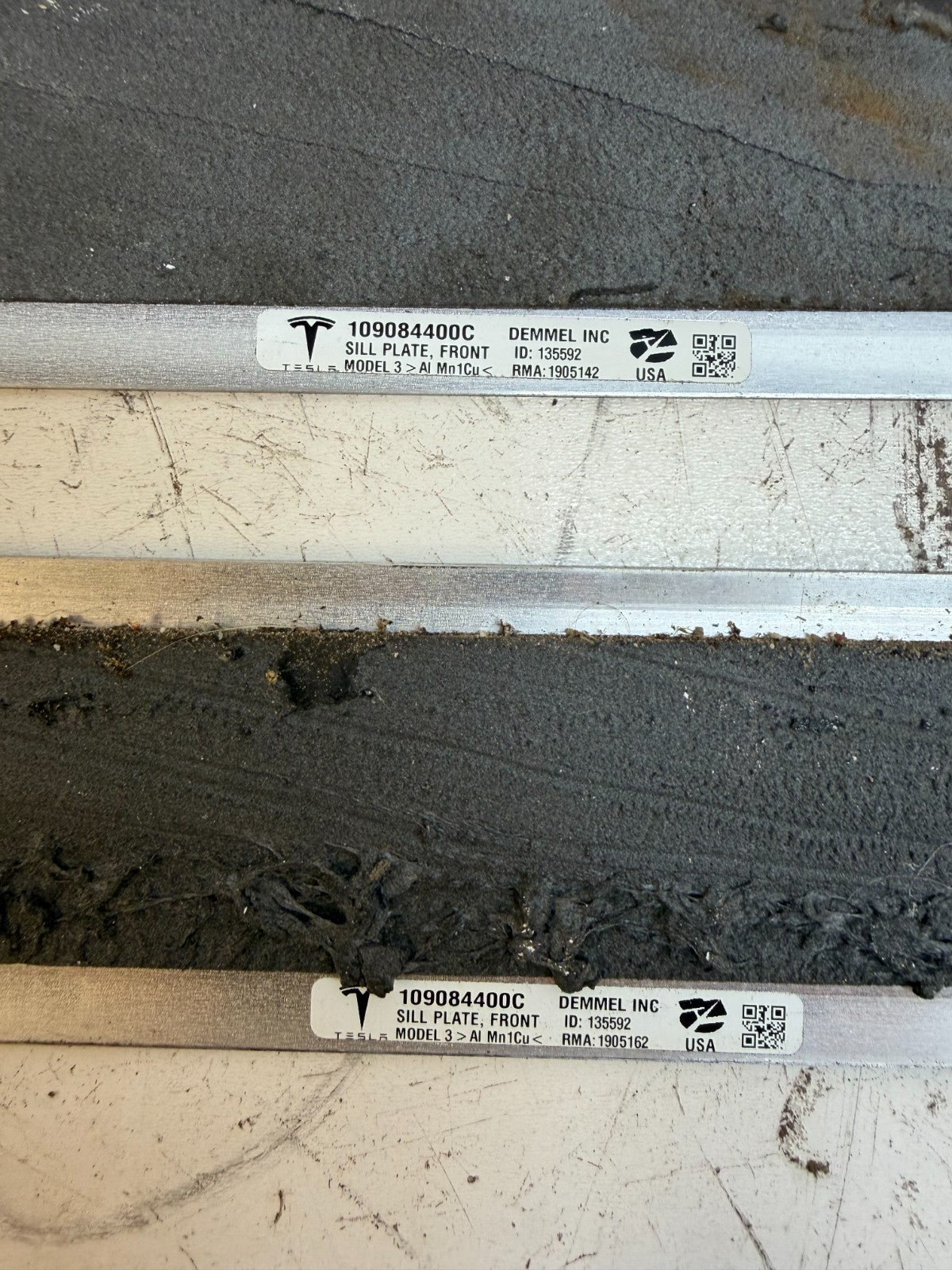 2017-23 Model 3 Front Left Right Door Sill Step Scuff Plate Trim 1090844-00-C