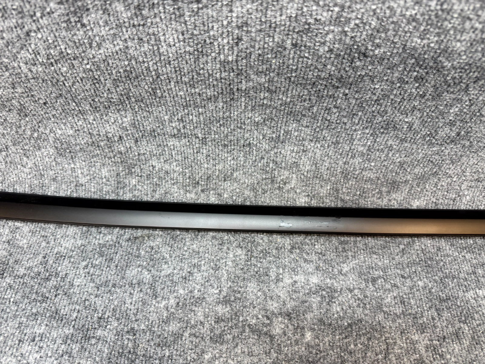 2020-2024 TESLA MODEL Y DOOR WINDOW OUTER BELT MOLDING SEAL OEM, 1495712-00-C