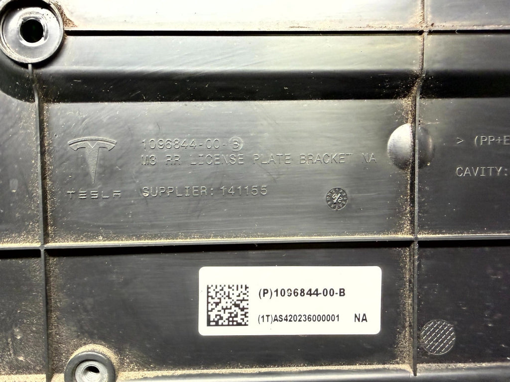 ♦️2020 - 2023 TESLA MODEL Y REAR LICENSE PLATE HOLDER BRACKET OEM, 1096844-00-B