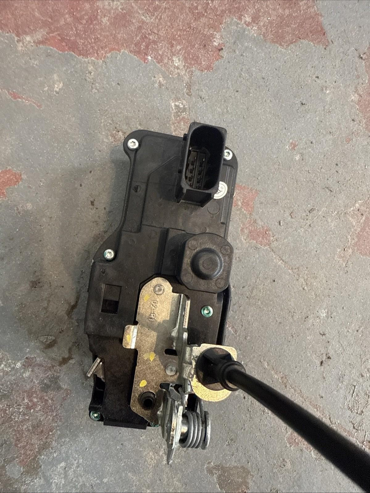 ♦️12-20 TESLA MODEL S FRONT RIGHT SIDE DOOR LOCK LATCH ACTUATOR OEM 6008912-00-C