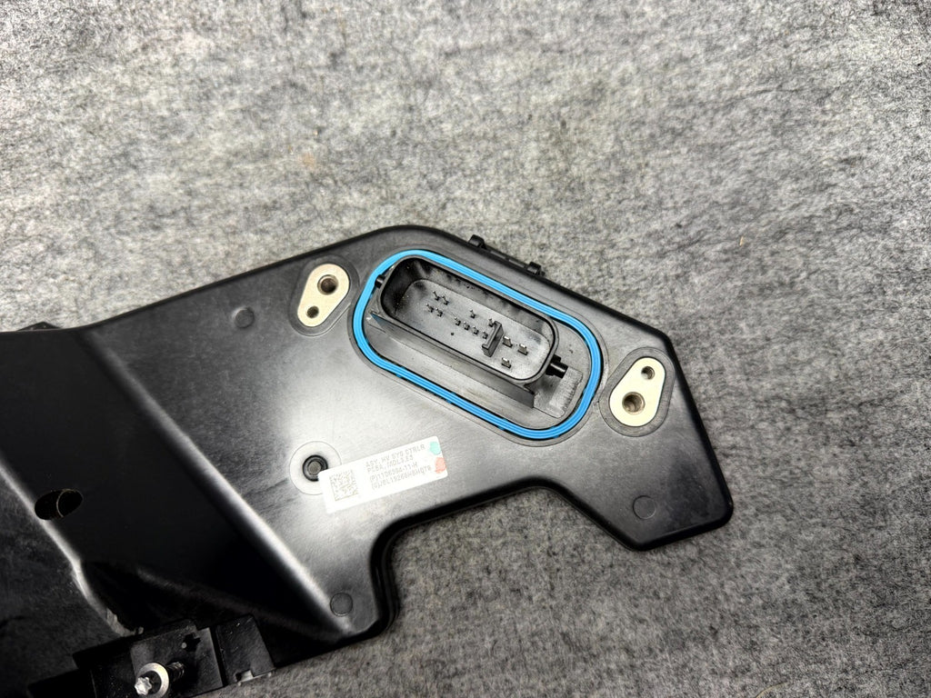♦️17-23 TESLA MODEL 3 HIGH VOLTAGE BATTERY CONTROLLER BRACKET OEM, 1106394-11-H