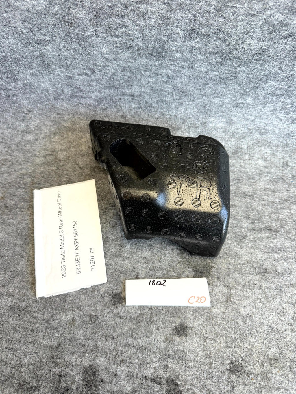 ♦️2017-2023 TESLA MODEL 3 REAR RIGHT SEAT FRAME FOAM INSERT OEM, 1133023-00-E