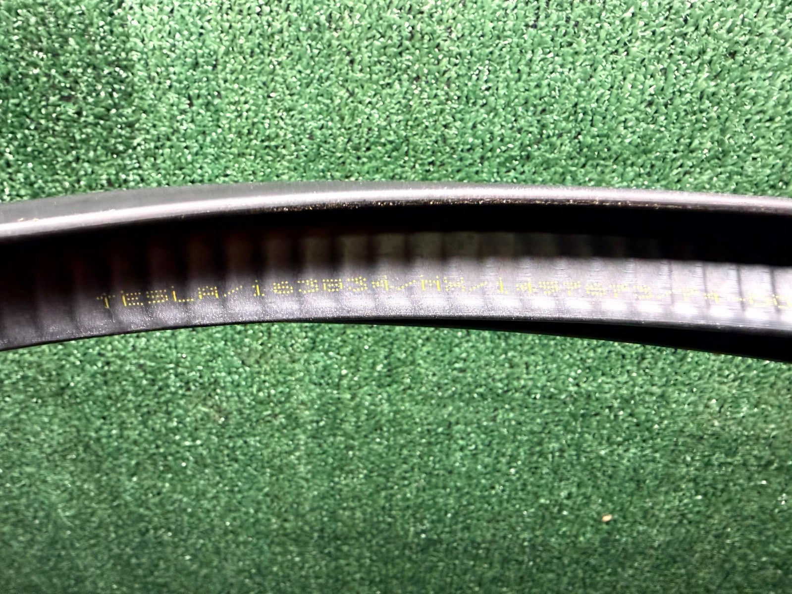 ♦️2017-2023 TESLA MODEL Y/3 FRONT RIGHT DOOR WEATHERSTRIP SEAL OEM, 1497673-00-A
